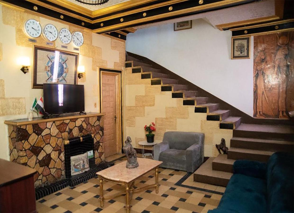 Castle Hotel Kaherah Luaran gambar